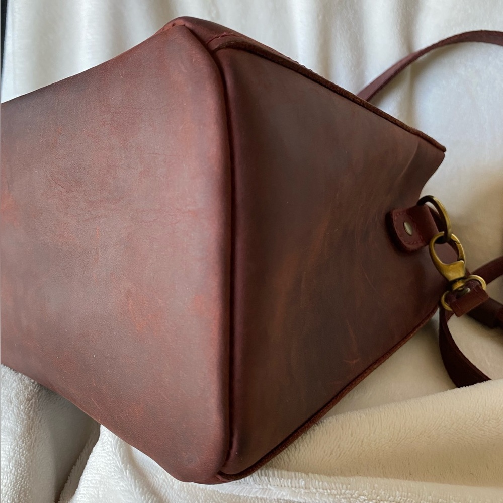 Portland Leather Goods Merlot Butterfly - Picture 6 of 8